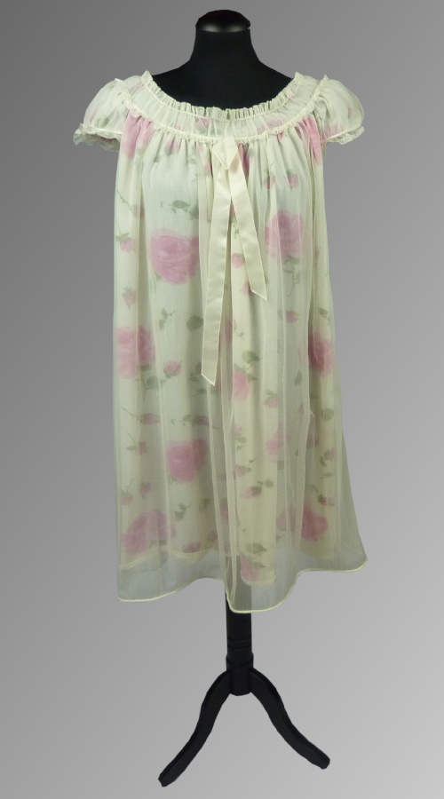 nachtkleding, pyjama, baby doll, 60s, jaren zestig, jaren 60, zestiger jaren, sixties, vintage, vintage kleding, vintage nachtkleding