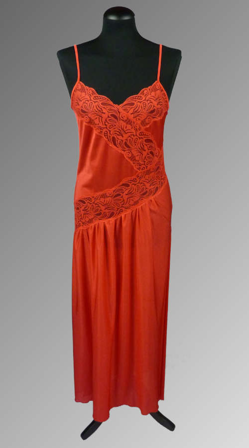 P1190432-nachtkleding-900-500