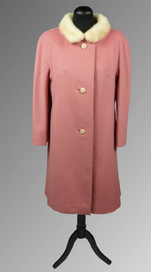 60s, jaren zestig, jaren 60, zestiger jaren, sixties, vintage, vintage kleding, vintage mantel, bontkraagje