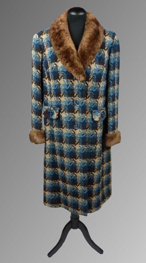 60s, jaren zestig, jaren 60, zestiger jaren, sixties, vintage, vintage kleding, vintage mantel, bontkraagje