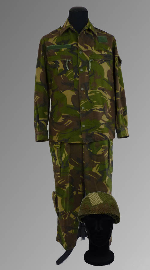 P1200549-beroepenEnUniformen-P1200669-900-500